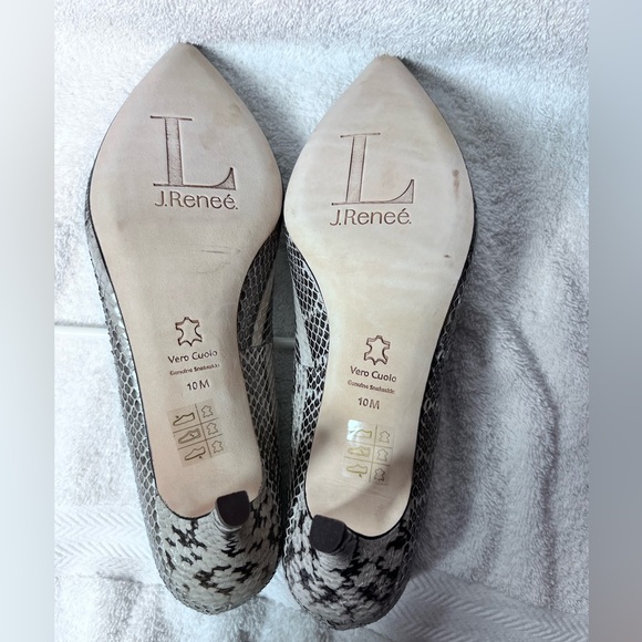 NWT & Box. Luxe J Renee Snake Skin, Size 10 , Kitten heel. Dust bag included- - Picture 11 of 13